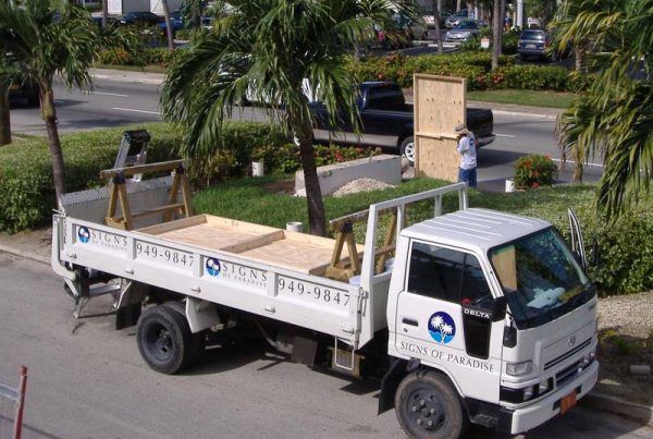 sign installation service