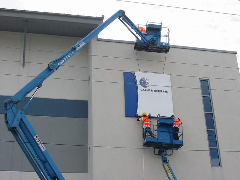 signs installations